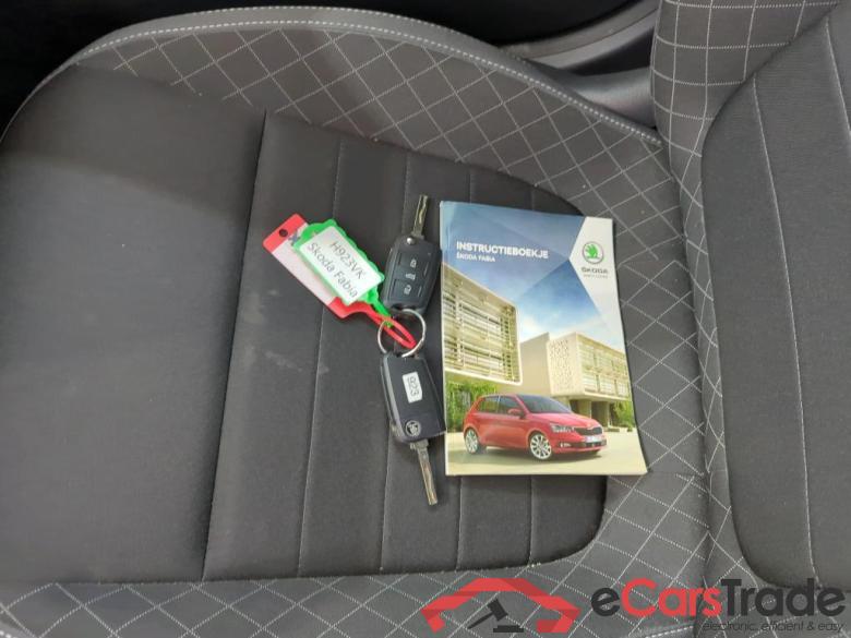 Skoda Fabia Combi FL'18 ŠKODA FABIA COMBI 1.0 TSI 70kW Ambition 5d #4