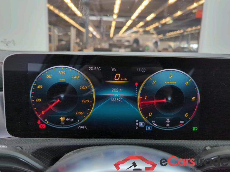 MERCEDES-BENZ CLA Shooting Brake 200 d Advantage #5