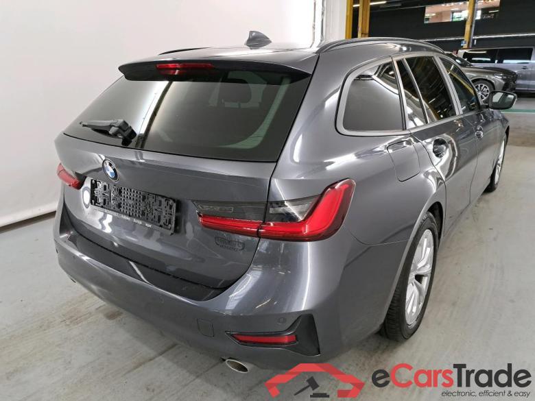 BMW 3 SERIES TOURING 2.0 318D (100KW) TOURING Model Advantage Business Storage #4