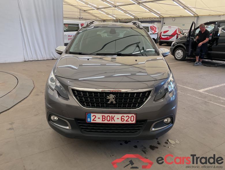 Peugeot 2008 1.2i PureTech Style Navi Klima PDC ... #2