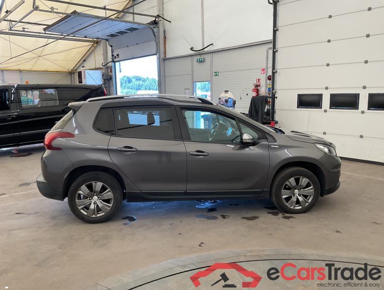 Peugeot 2008 1.2i PureTech Style Navi Klima PDC ... #3
