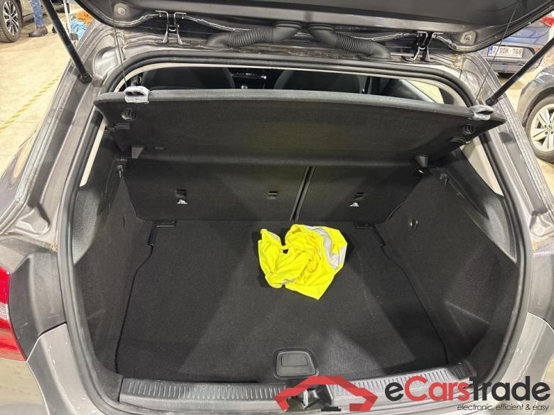 MERCEDES-BENZ CLASS A (W177) A 160 Business Solution #4