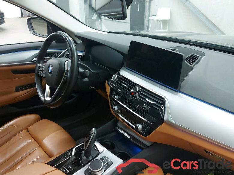 BMW - BMW 5 BERLINE 530e 272PK Business Edition Pack Business With Heated Dakota Mem Sport Seats & Driving Assistant Pack & Ambient Light & Electric Sunroof & Trailer Towing Hook  * HYBRID * #3