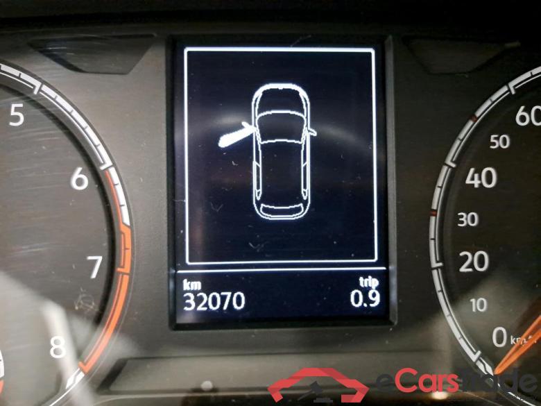 VOLKSWAGEN - VW  POLO 1.0 80PK Comfortline Pack Comfort & Music & Front & Rear Park Sensors  * PETROL * #5