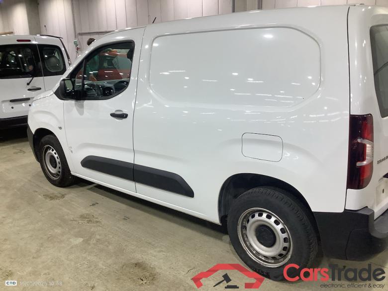 CITROËN BERLINGO 1.2 PURETECH 110 S-S M LIGHT CLUB #3