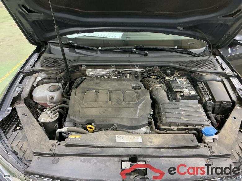 VOLKSWAGEN PASSAT VARIANT DIESEL - 2019 2.0 TDi SCR Elegance Business #6