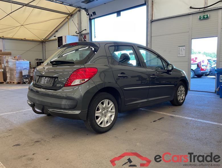 PEUGEOT 207+ 1.4i Access #2