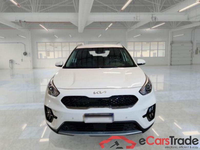 Kia 3 KIA NIRO / 2019 / 5P / BERLINA 1.6 PHEV GDI STYLE DCT #6