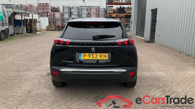 PEUGEOT e-2008 50kWh ev 3 fase allure pack 100kW aut #4