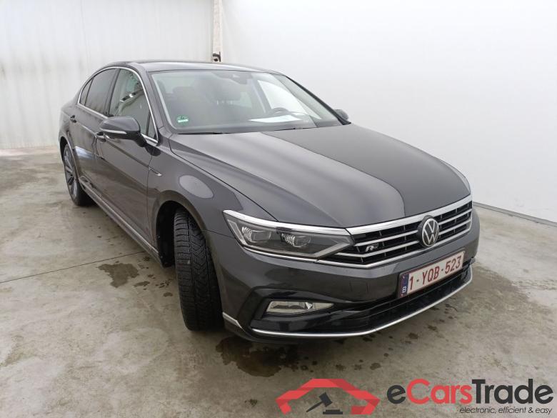 Volkswagen Passat 2.0 TDI 110kW Elegance Business DSG 4d #2