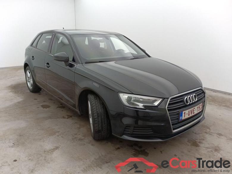 Audi A3 Sportback 1.6 TDi 85kW S tronic Business Edition 5d #2