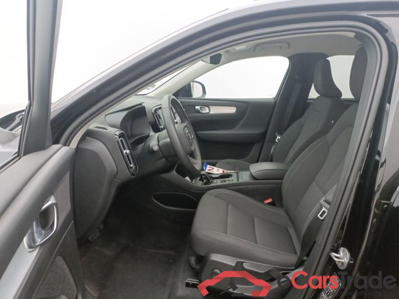 Volvo XC40 T2 Geartronic Momentum Pro 5d #6