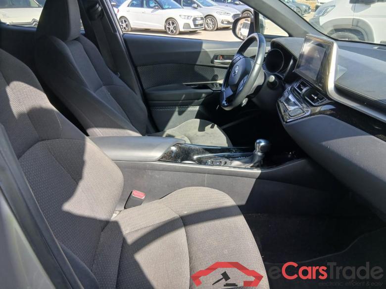 Toyota 1.8 125H Advance (CX) TOYOTA C-HR / 2016 / 5P / todoterreno 1.8 125H Advance (CX) #6