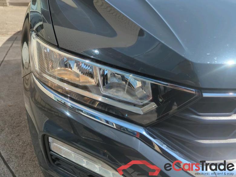 VOLKSWAGEN T-Roc 81 kW #4