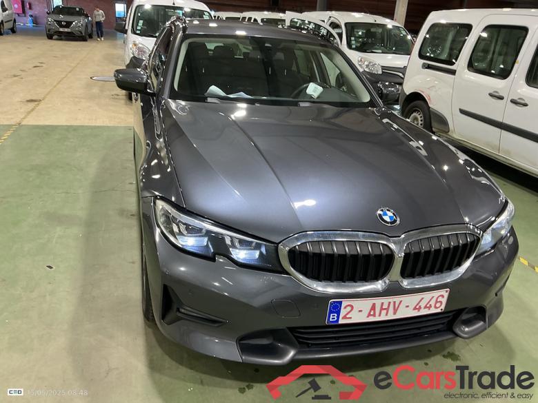 BMW 3 TOURING - 2019 330eA PHEV #2