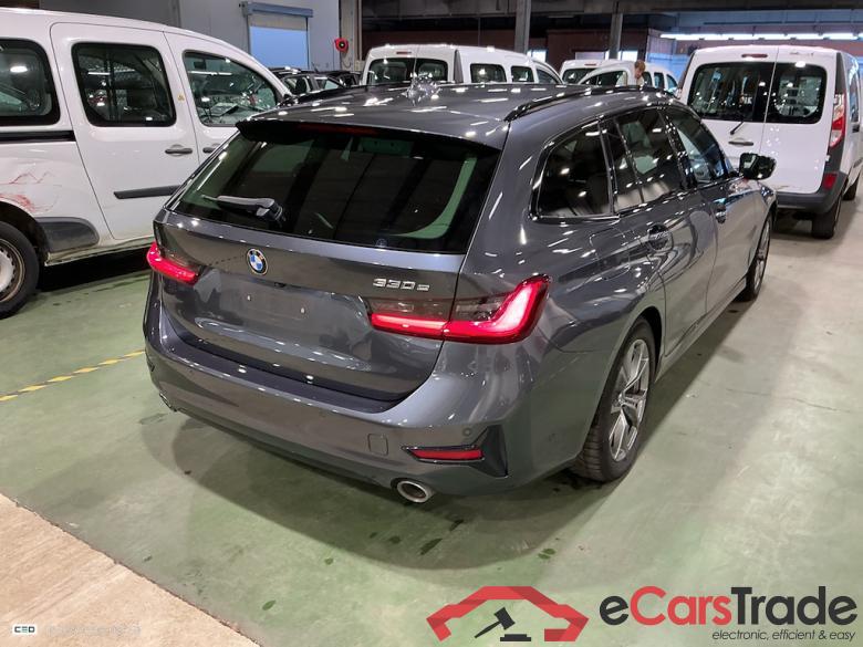 BMW 3 TOURING - 2019 330eA PHEV #4