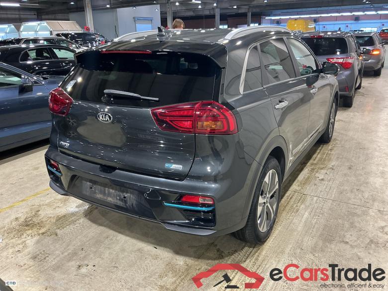 KIA E-NIRO 64 kWh More #4