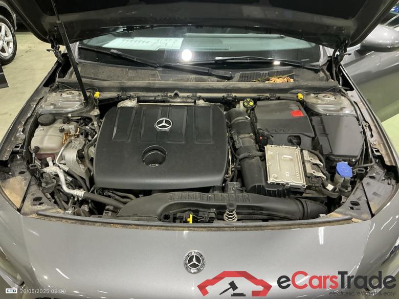 MERCEDES-BENZ CLASSE A SEDAN DIESEL (V177) A 180 d Launch Edition (EU6d-TEMP) STOCK #6