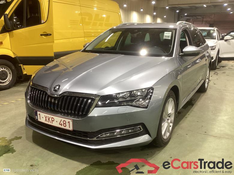 SKODA SUPERB COMBI DIESEL - 2019 2.0 CR TDi Style #2