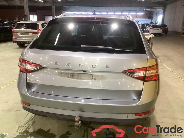 SKODA SUPERB COMBI DIESEL - 2019 2.0 CR TDi Style #5