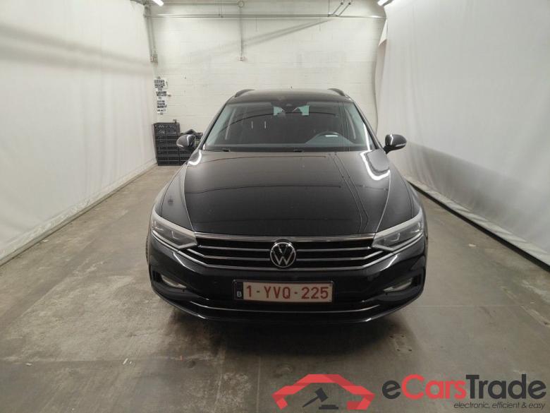 Volkswagen Passat Variant 2.0 TDI 90kW DSG Style Business 5d #1