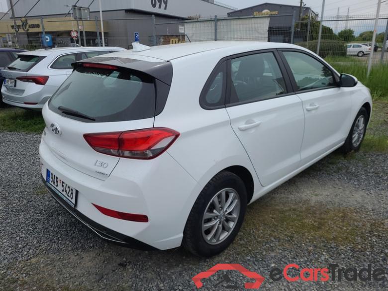 Hyundai  i30 (PD)(01.2017  ->) i30 1.5i CVVT 81 Comfort #2