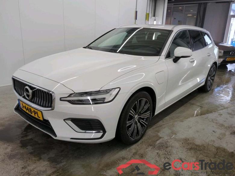 VOLVO V60 2.0 T6 AWD R Bns Pro #1