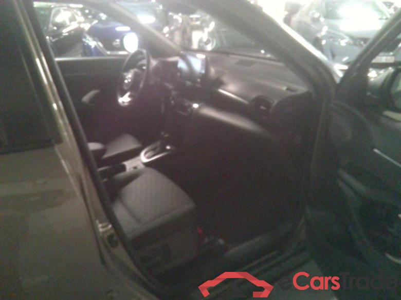 Yaris Cross 1,5 HEV 2WD Dynamic #5