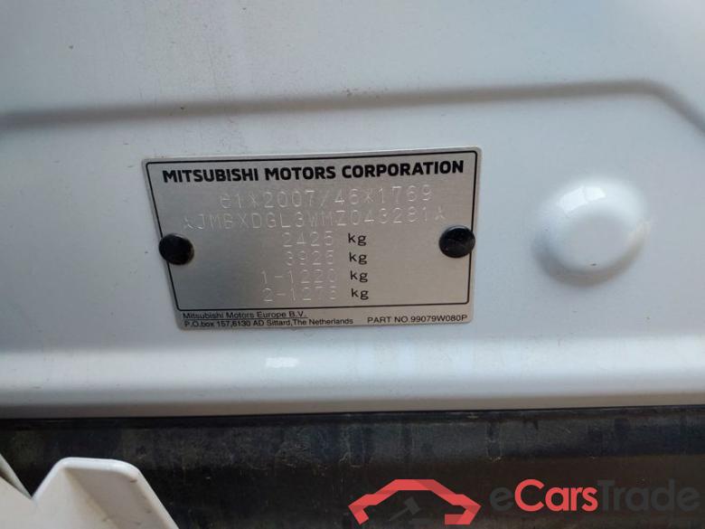 MITSUBISHI Eclipse Kaiteki 2.4 PHEV 180CV Cross #5