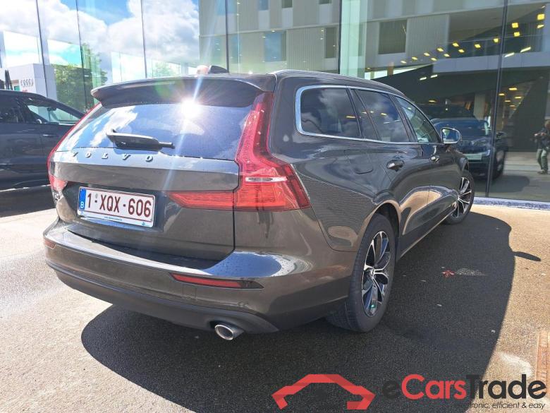 VOLVO - VOL V60 D3 150PK Momentum Pro & Business Pro & IntelliSafe Surround & Park Assit With Camera #2