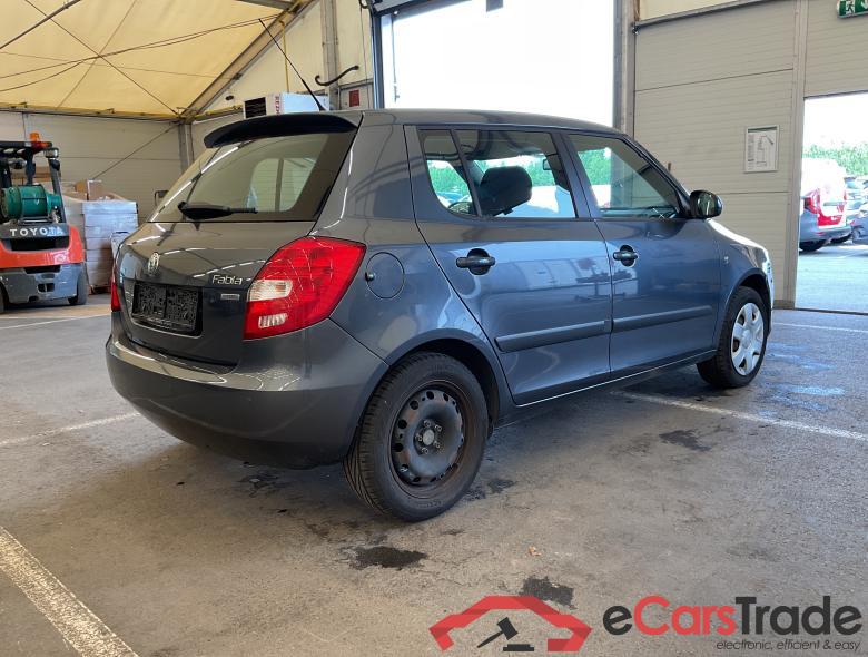 SKODA Fabia NEW FABIA AMBIENTE 1,2CRDPF 55KW 75CV 5V #2