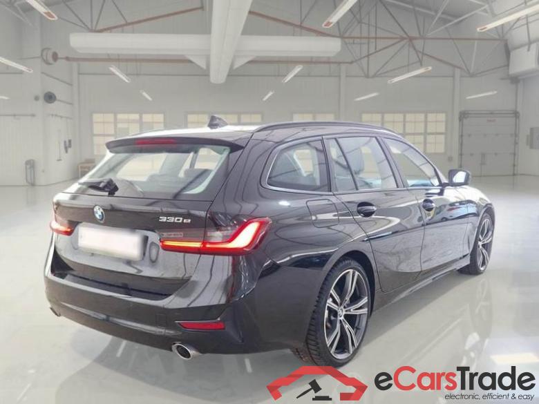 BMW 193 BMW SERIE 3 / 2018 / 5P / STATION WAGON 330E XDRIVE BUSINESS ADVAN. TOURING AUTO #2