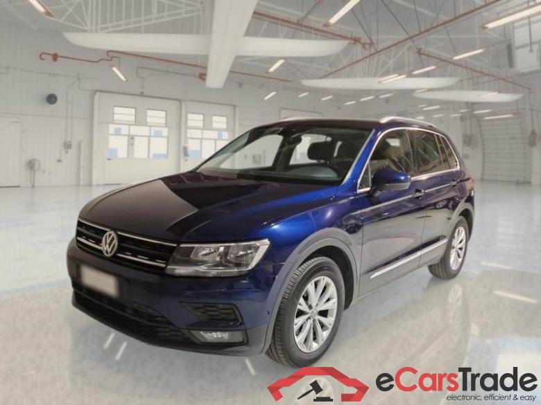 Volkswagen 38 VOLKSWAGEN TIGUAN / 2016 / 5P / SUV 2.0 TDI SCR 110KW BUSINESS BMT DSG #1