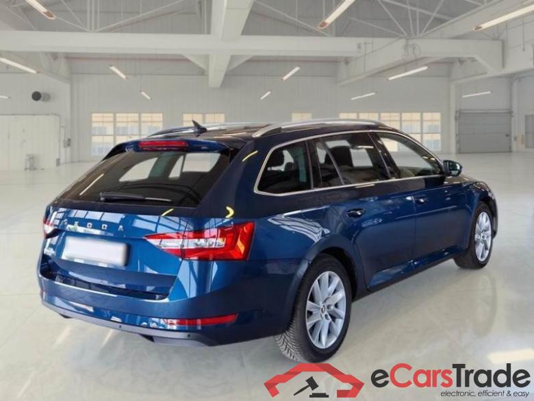 Skoda 26 SKODA SUPERB WAGON / 2019 / 5P / STATION WAGON 2.0 TDI 90KW EXECUTIVE DSG #2