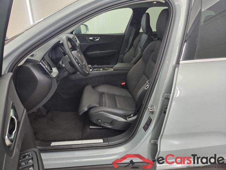 VOLVO XC60 2.0 T6 Plug-in hybrid AWD Plus Bright #5