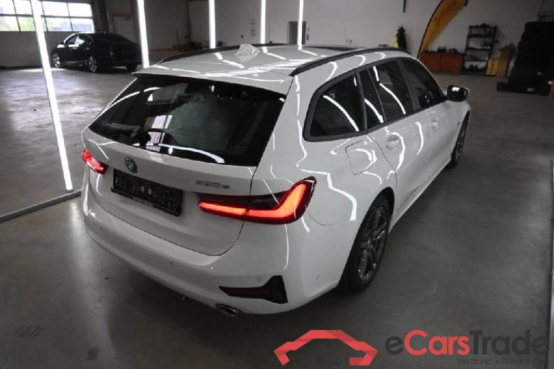 BMW 3-Serie Touring ´18 Baureihe 3 Touring 330 e Advantage 2.0 185KW E6d #2