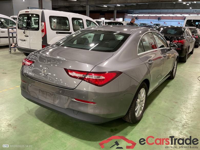 MERCEDES-BENZ CLA 2.0 CLA 180 D BUS SOLUTION ESSENTIAL #4