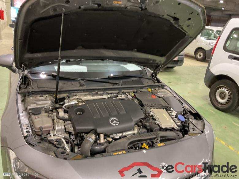MERCEDES-BENZ CLA 2.0 CLA 180 D BUS SOLUTION ESSENTIAL #6