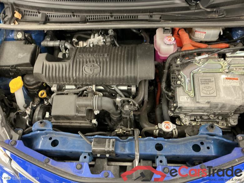 TOYOTA YARIS - 2017 1.5i VVT-i Hybrid Comfort E-CVT Business #6