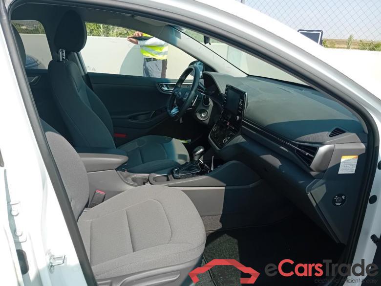 Hyundai 1.6 GDI PHEV Klass DCT HYUNDAI IONIQ / 2019 / 5P / berlina con portón 1.6 GDI PHEV Klass DCT #6