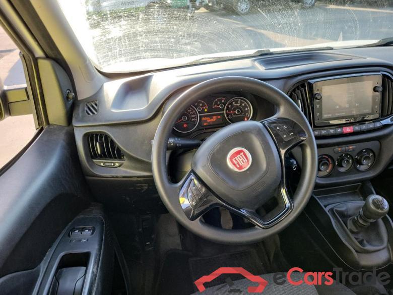 Fiat Cargo SX 1.6 Mjet 66kW (90CV) FIAT Doblò Cargo/2015/4P/furgón derivado de turismo Cargo SX 1.6 Mjet 66kW (90CV) #3