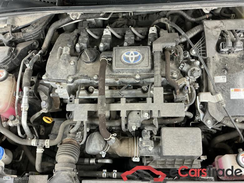 TOYOTA COROLLA 1.8 HYBRID DYNAMIC E-CVT #6