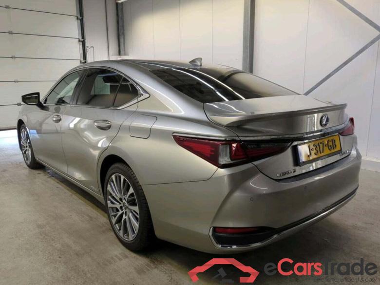 Lexus ES 300h Luxury Line #6