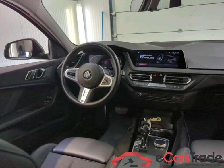 BMW 1-serie 118i Executive Ed. #3