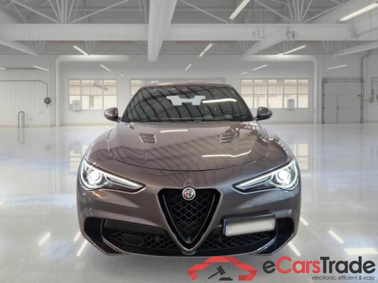 AlfaRomeo 68 ALFA ROMEO STELVIO / 2017 / 5P / SUV 2.9 V6 510CV QUADRIFOGLIO AT8 Q4 #6