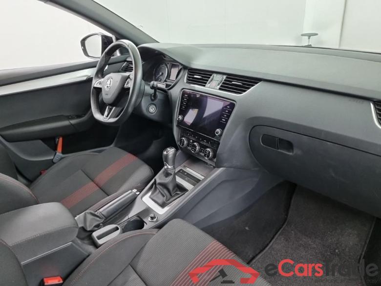 SKODA Octavia Combi 1.0 TSI Greentech Sport Business 5D 85kW #6