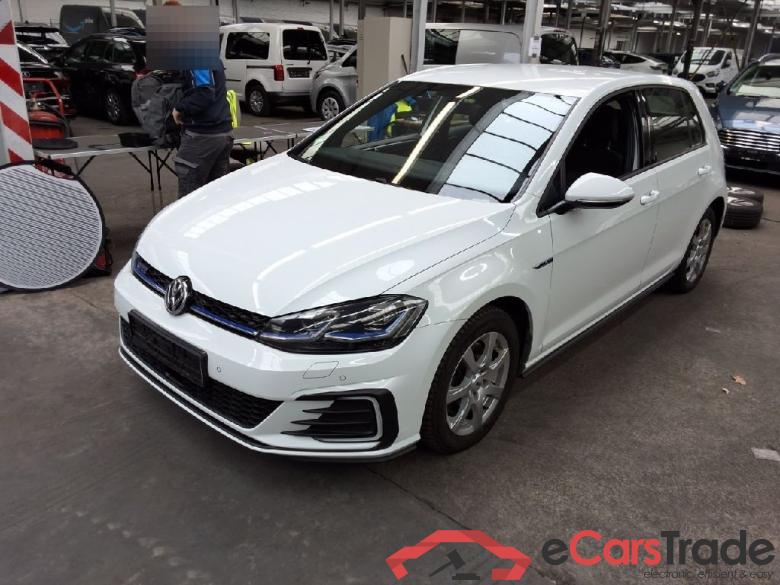 Volkswagen Golf 5d Golf VII Lim. GTE Start-Stopp 1.4 TSI 150KW E6 #1