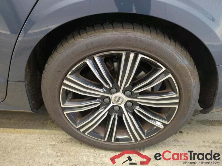 VOLVO V60 2.0 D4 Inscription #4