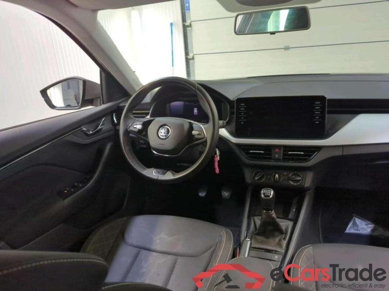 SKODA Kamiq 1.0 TSI Ambition #3