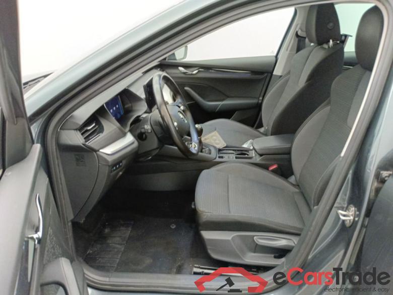 Skoda Octavia Combi 1.5 TSI 110kW Clever 5d #6